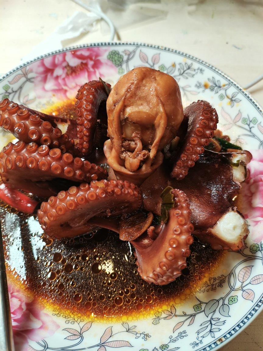 可乐爱跳舞做的香辣爆头八爪鱼