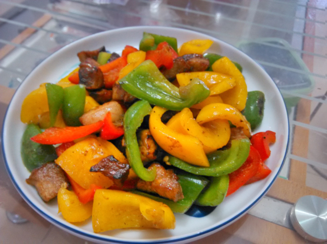 彩椒炒肉