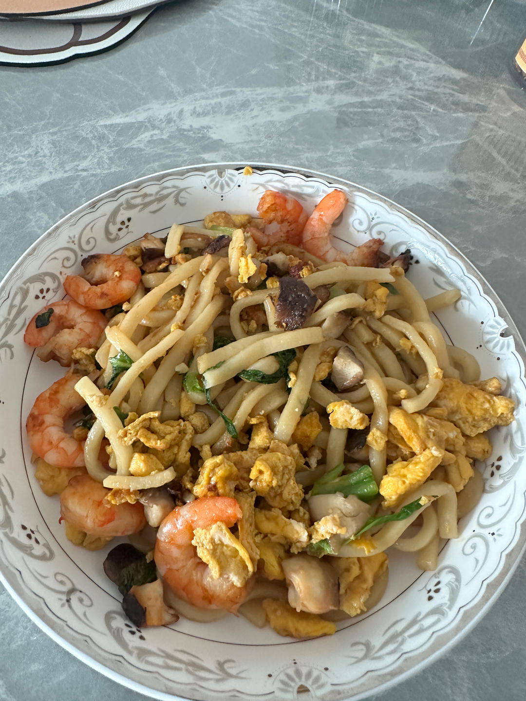 好吃到流泪的鸡蛋炒乌冬