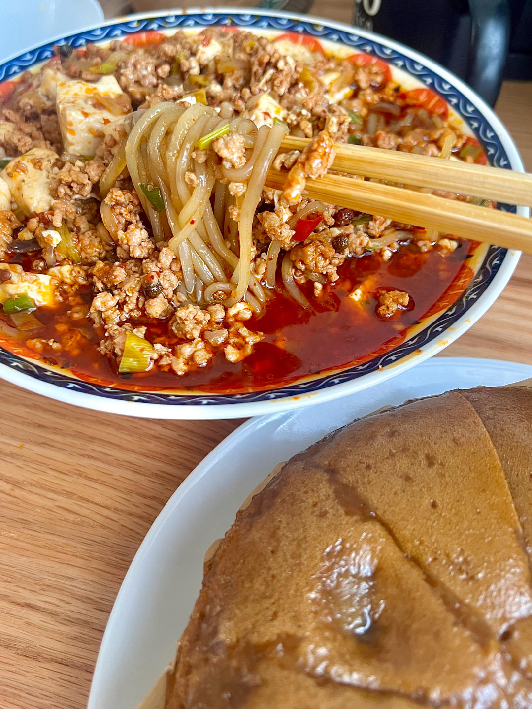 麻婆豆腐肉末粉丝煲