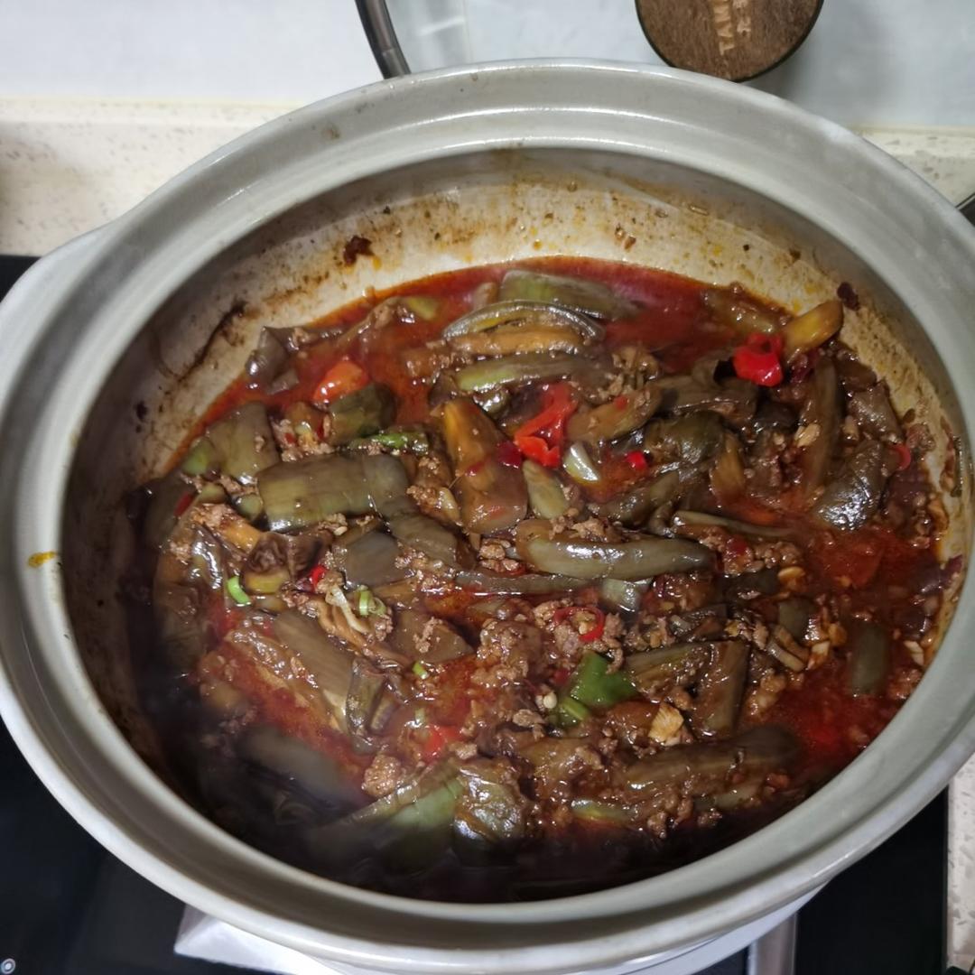 不用油炸超省油的鱼香肉末茄子煲