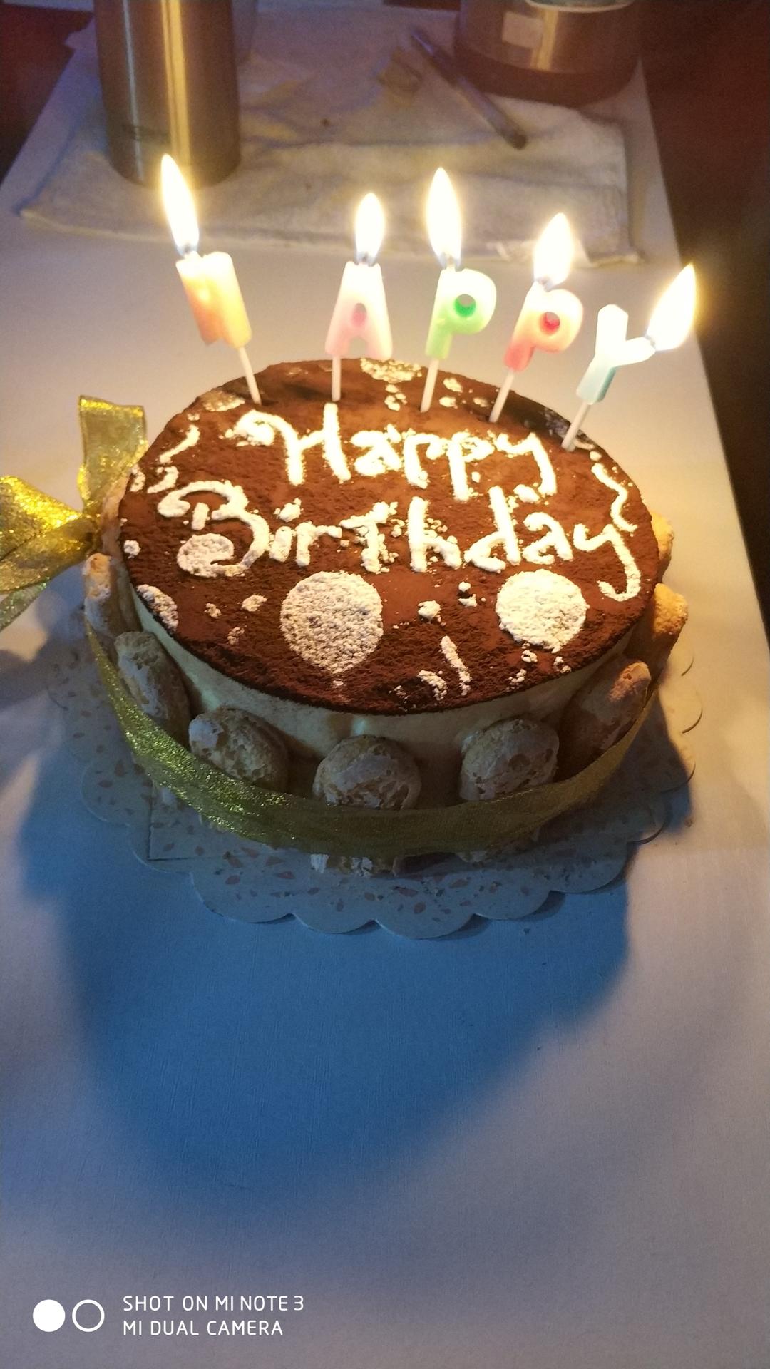 在欧洲学会的经典版提拉米苏