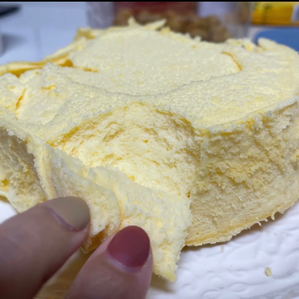 好吃到停不了口的乳酪蛋糕(制作方法十分简单)的做法