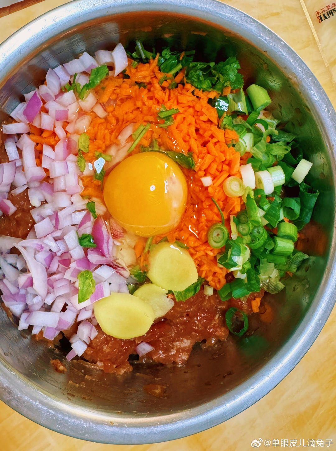 胡萝卜牛肉馅饺子，爽口不油腻