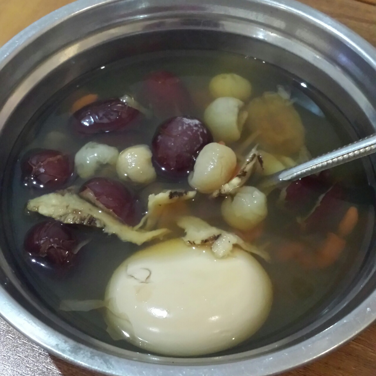 当归红枣鸡蛋汤
