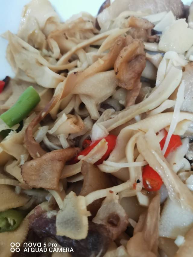 不油腻的烟笋炒腊肉