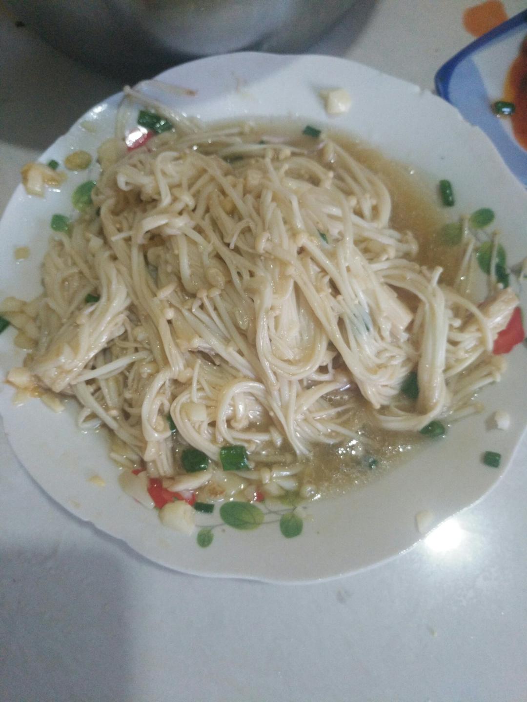 蒜蓉蒸金针菇