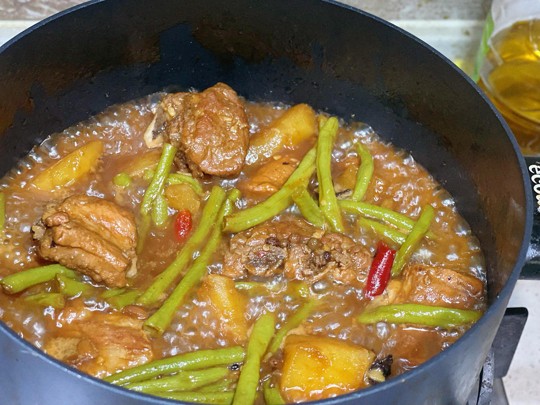 硬菜代表--排骨炖豆角土豆（豆角焖面胚子）