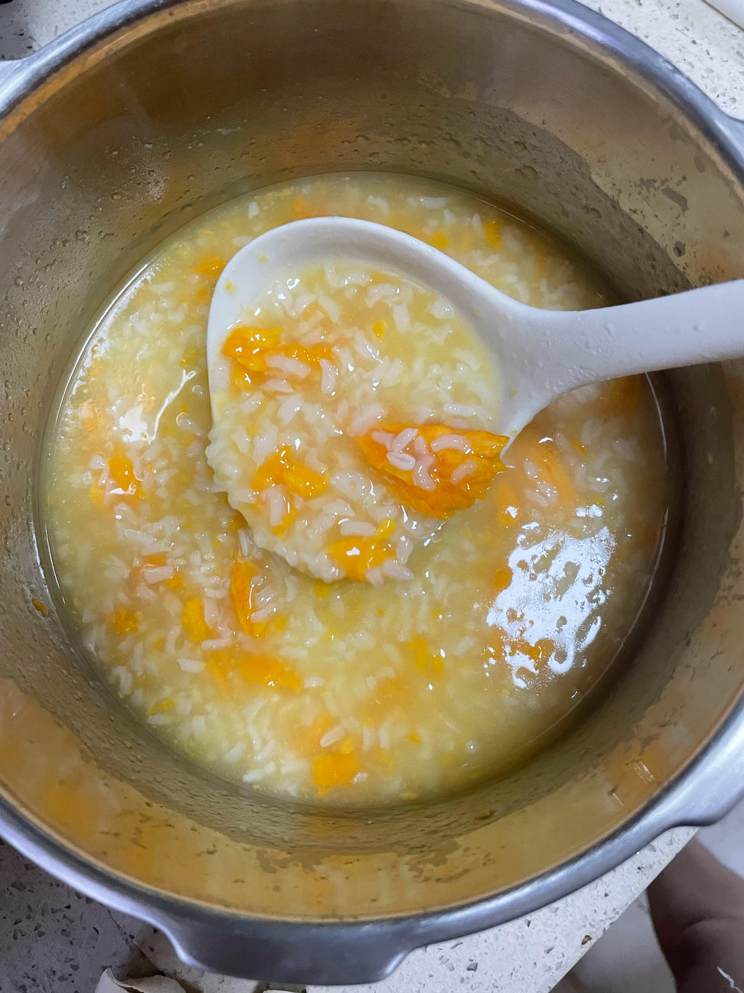 隔水炖煮白粥的米水比例（高压锅适用）