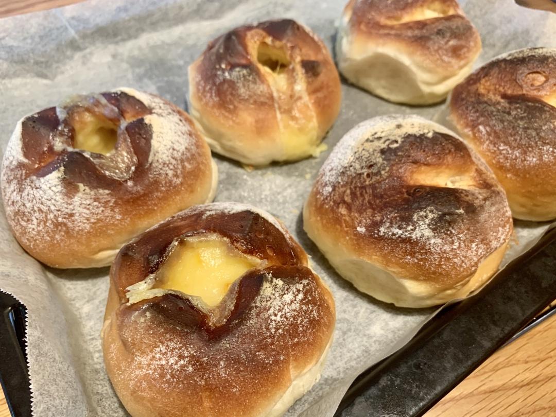 (超好吃的咸口面包）爆浆培根芝士面包