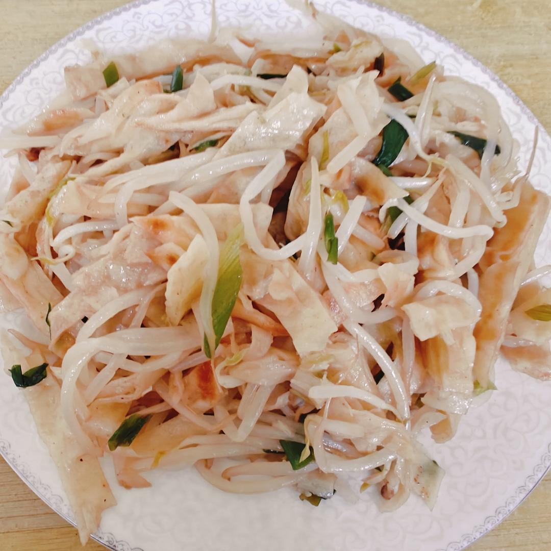 干爽的豆芽炒饼