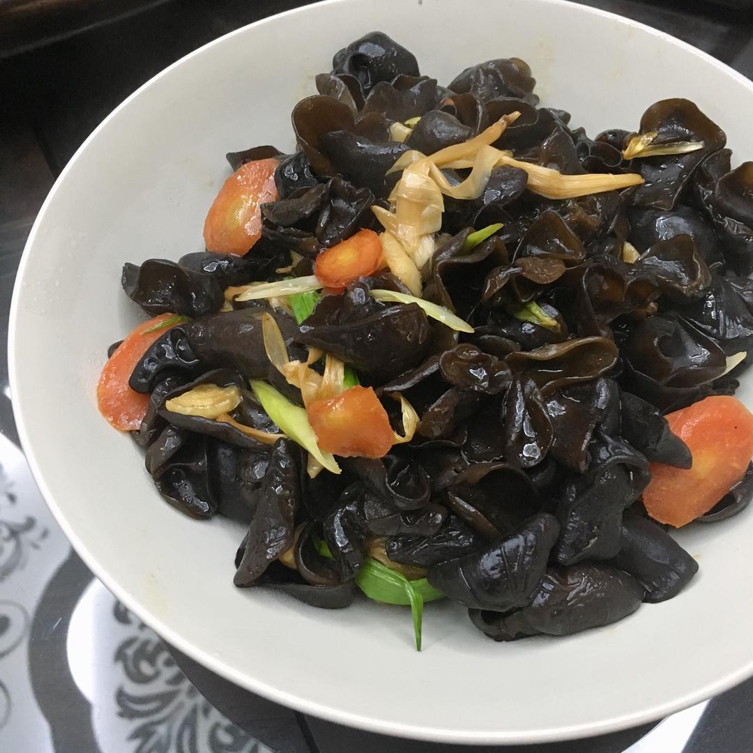 蚝油西兰花木耳