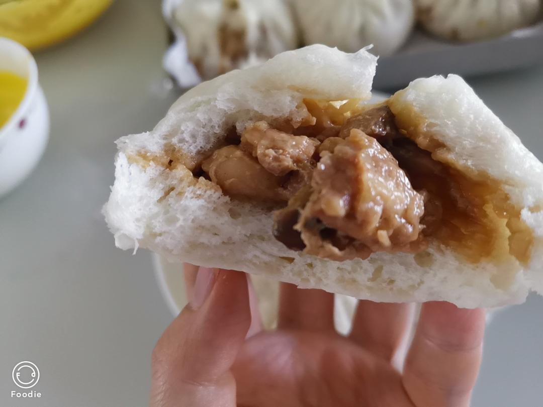 香菇鸡肉包的做法