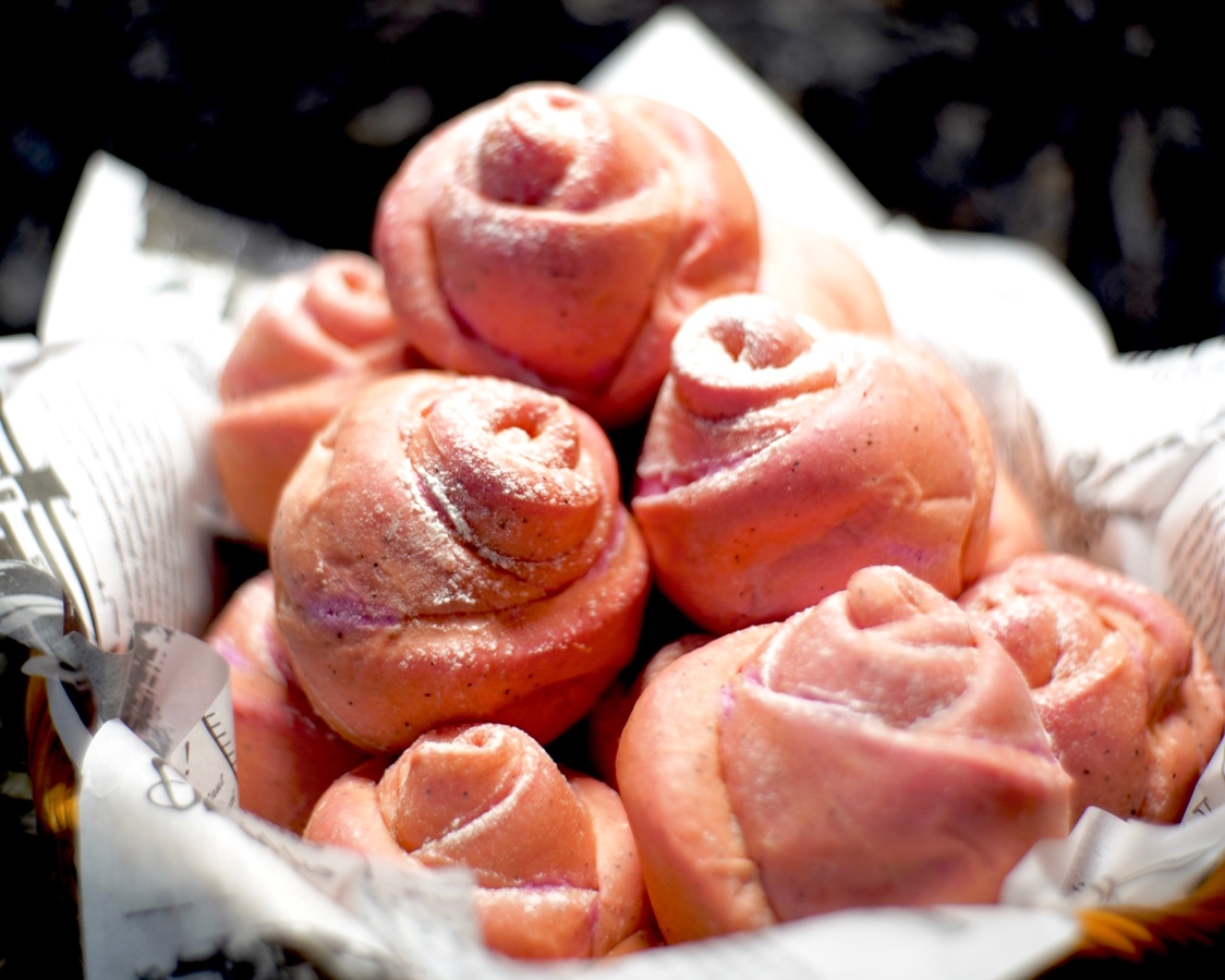 火龙果玫瑰花面包的做法