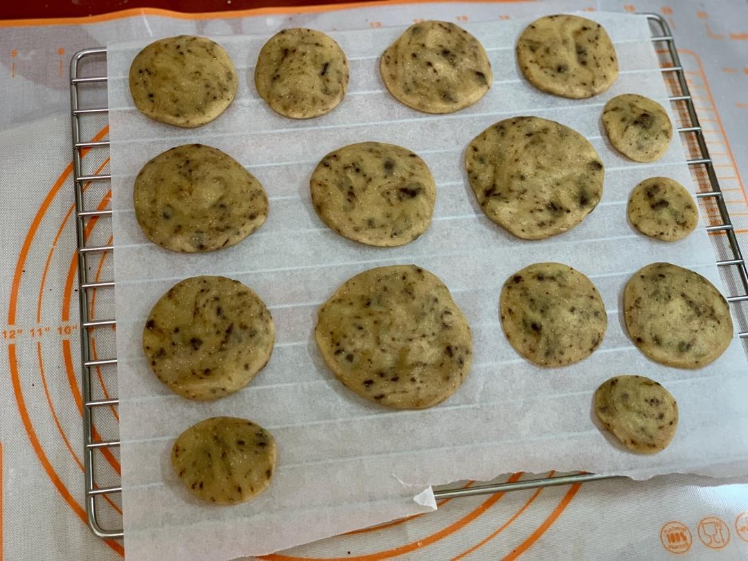 巧克力饼干(还是自发粉的)