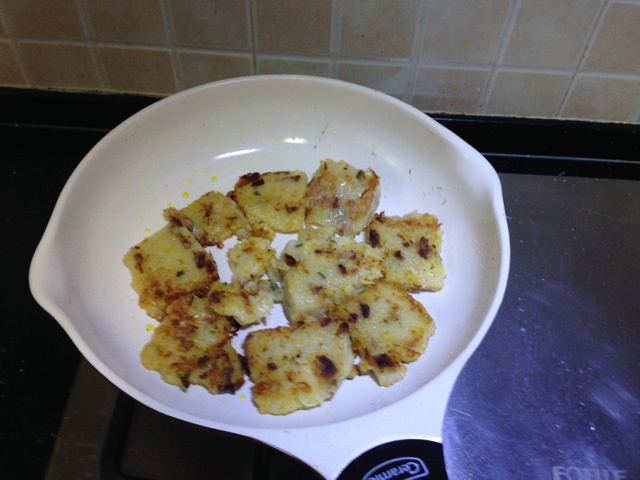 广式腊味萝卜糕