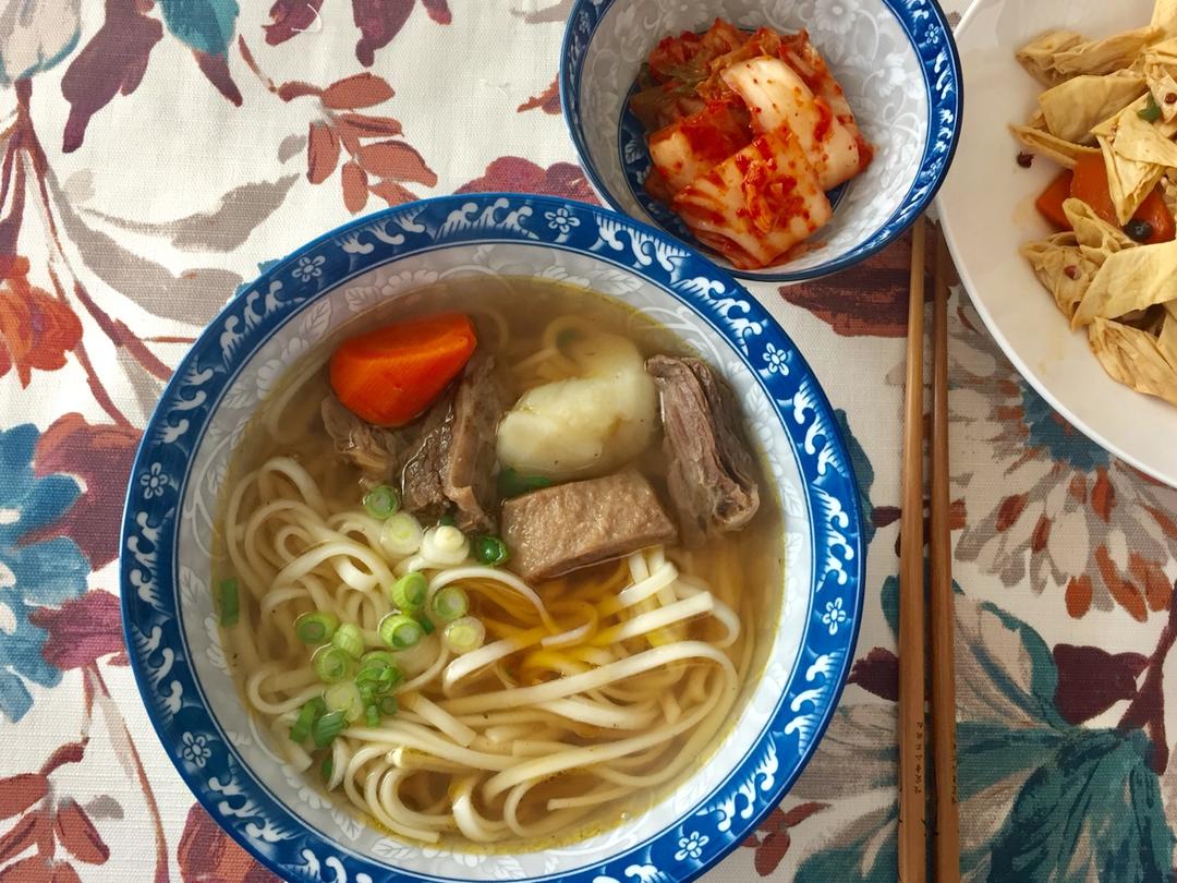 清炖牛肉面