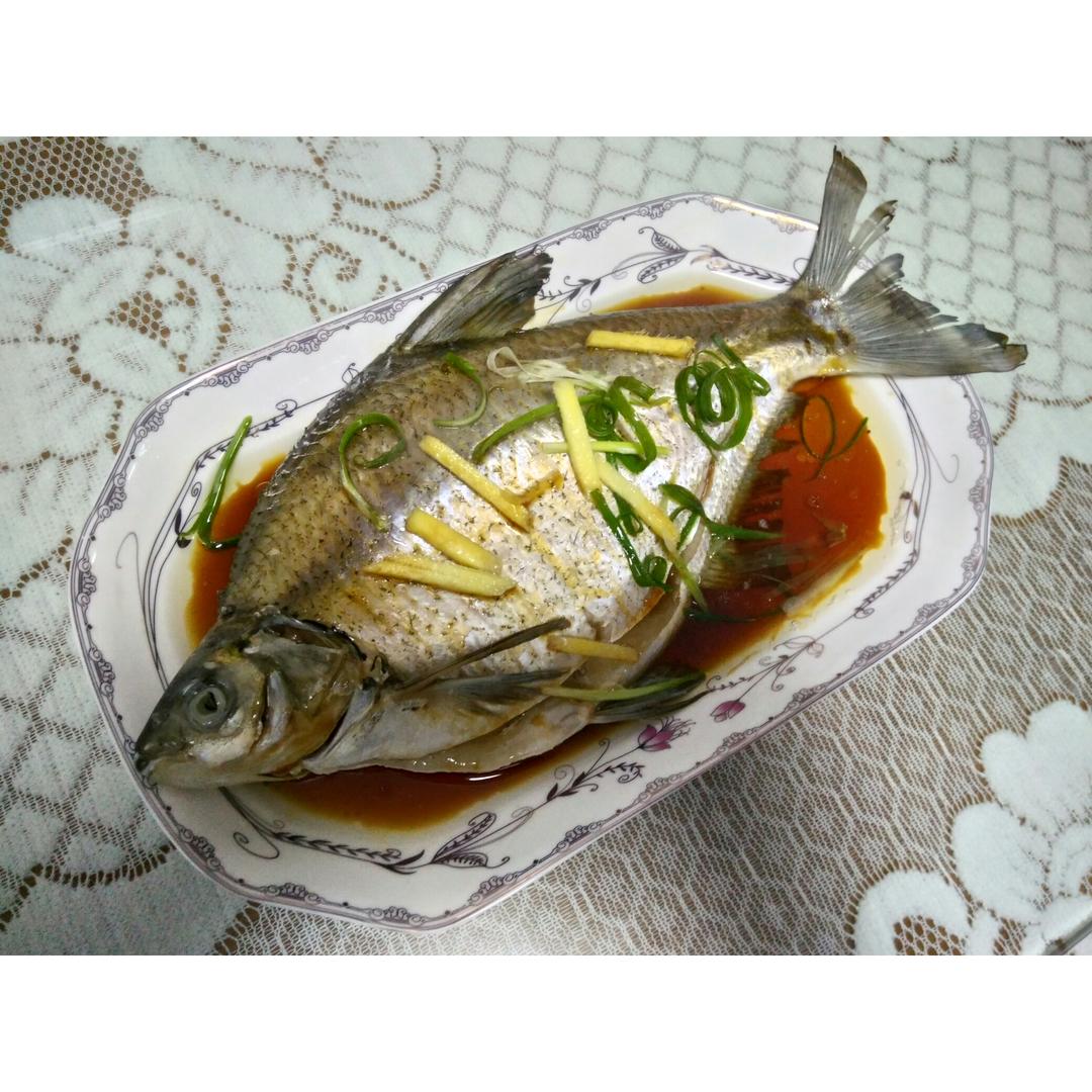 清蒸鲈鱼