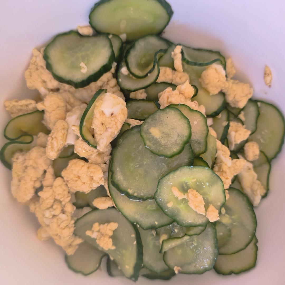 黄瓜炒鸡蛋 （青瓜炒鸡蛋）