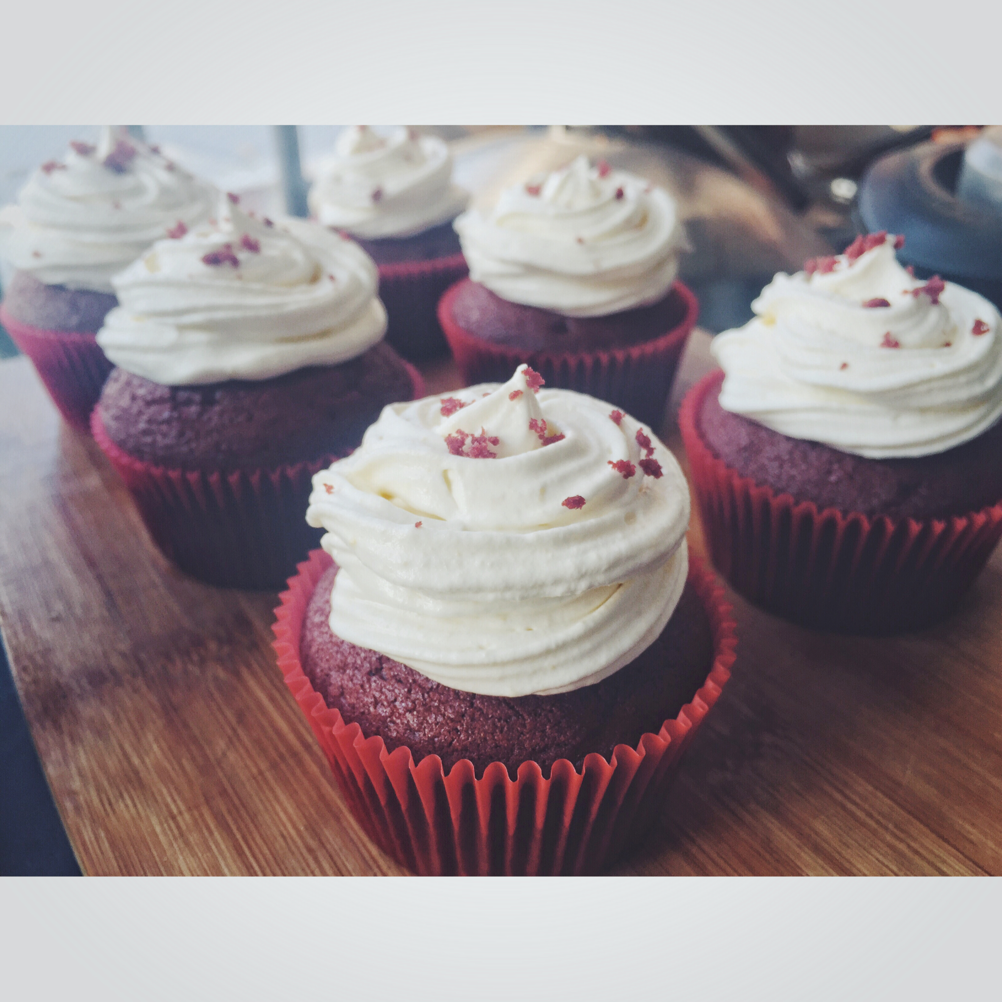 传统红丝绒杯子蛋糕（极软无泡打粉）Red velvet cupcake
