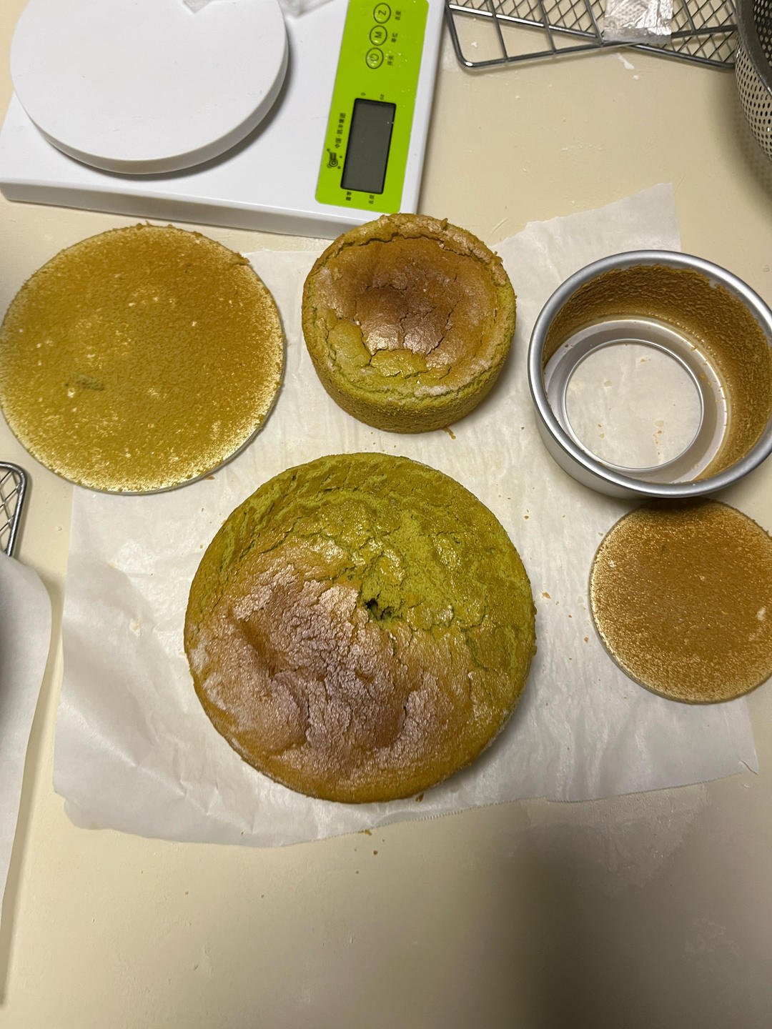 超柔软6寸戚风蛋糕(附8寸配方)零失败 超详细‼️含操作视频