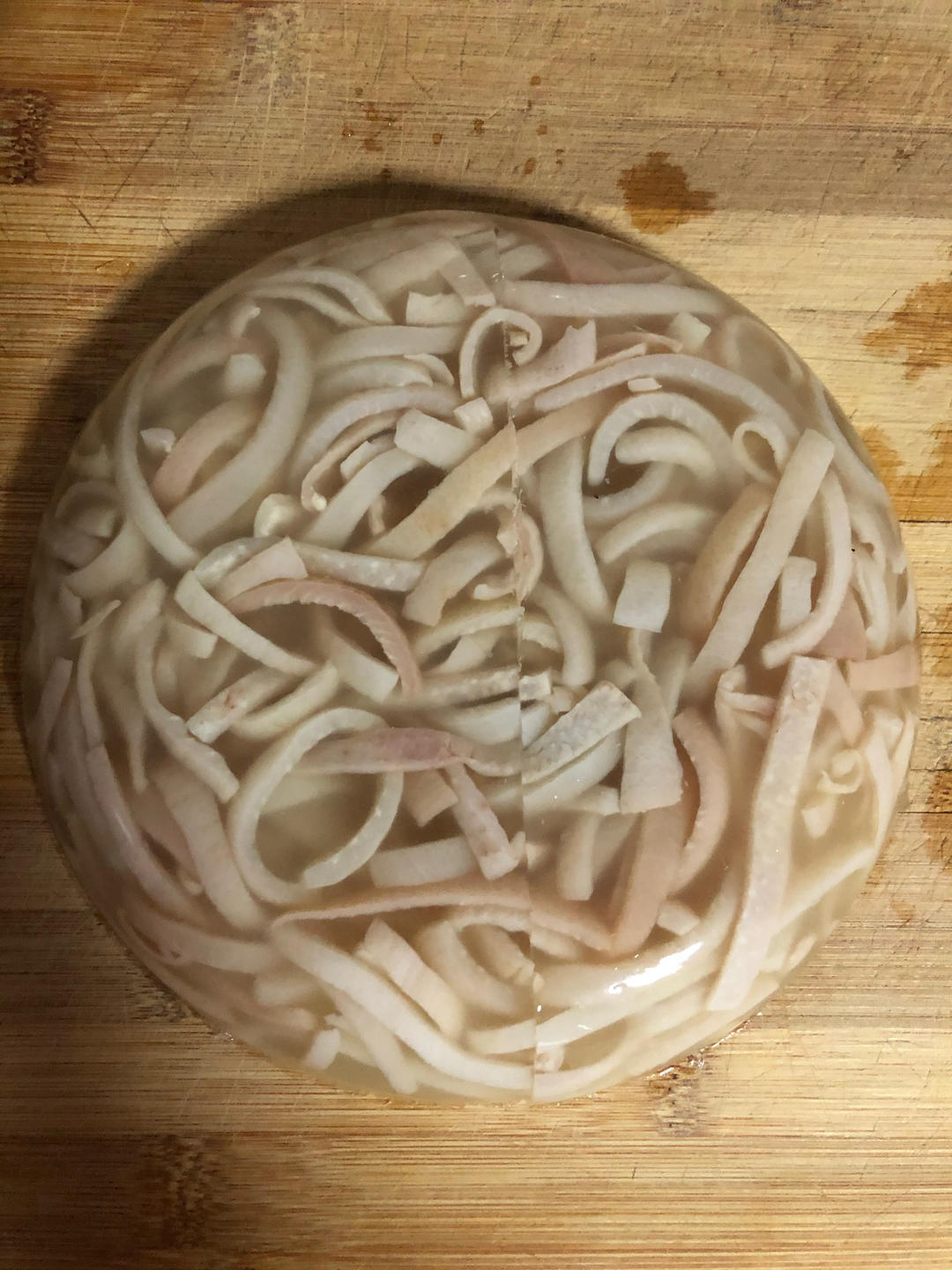 简单好看又好吃的水晶猪皮冻