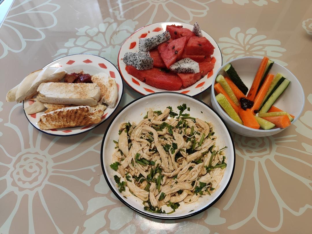 家庭版鸡胸肉手撕鸡