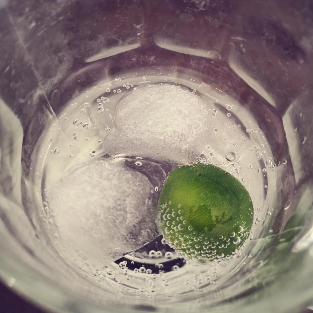 眼大肚小怪