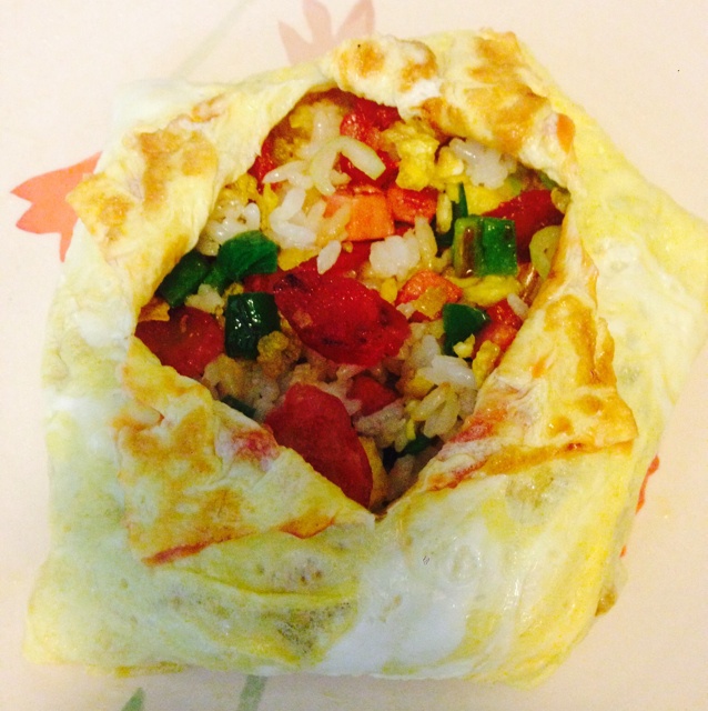 腊肠蛋包饭