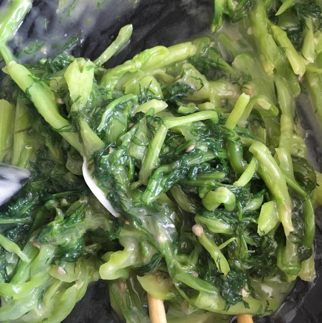 家常辣椒炒茴香