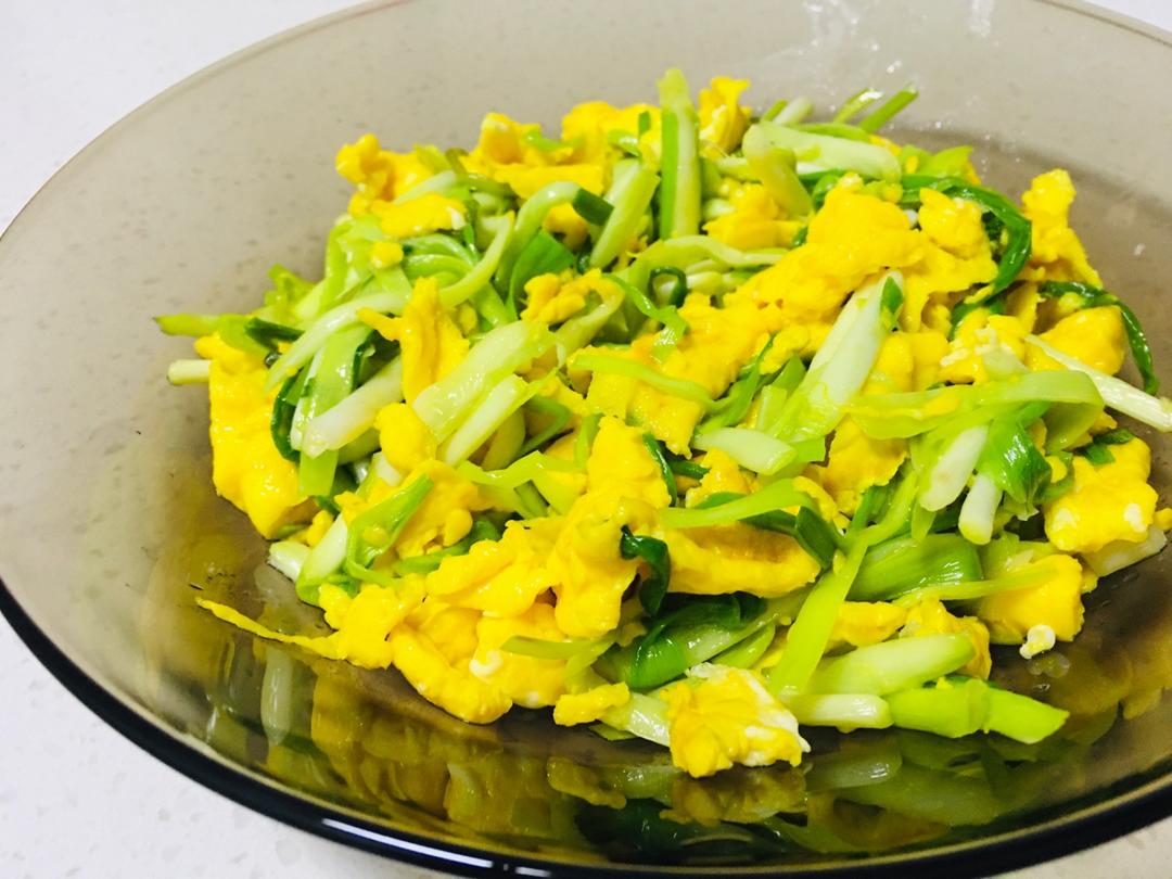 蒜苗炒鸡蛋