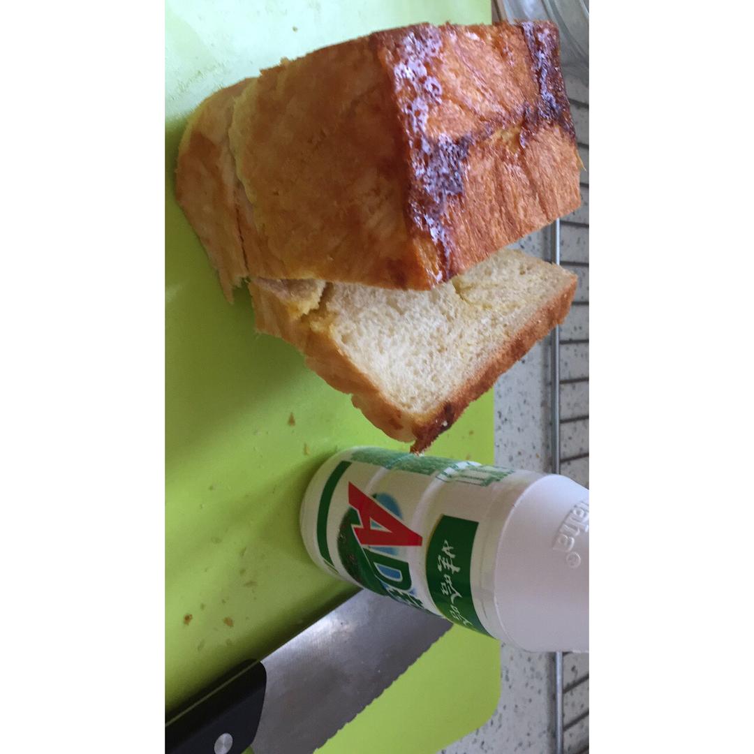 椰蓉吐司面包 Coconut Loaf