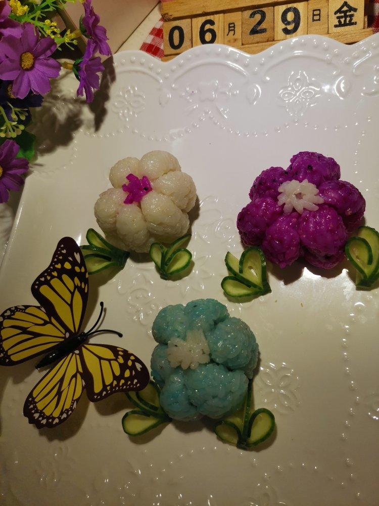 圆鼓鼓花朵饭团