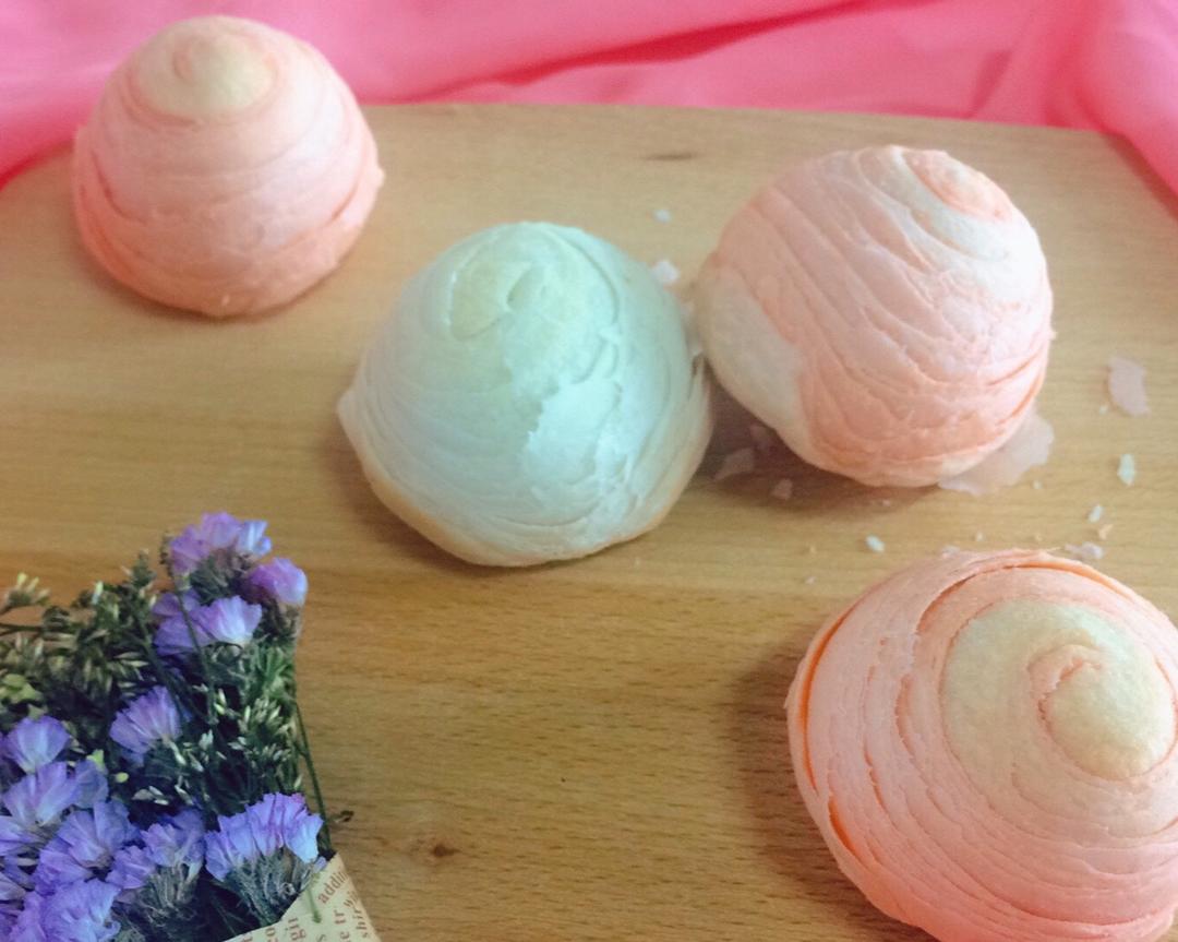 螺旋蛋黄酥的做法