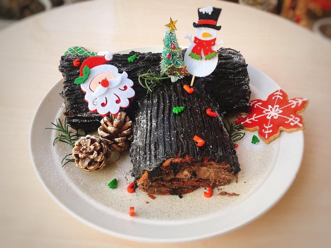 圣诞树桩蛋糕