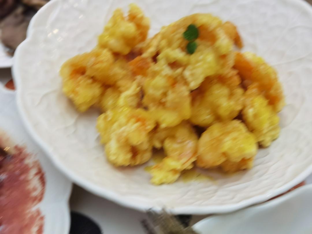 橙心橙意｜甜橙腰果沙拉酥虾