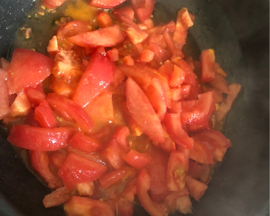 西红柿鸡蛋打卤面（盖浇面）的做法 步骤3