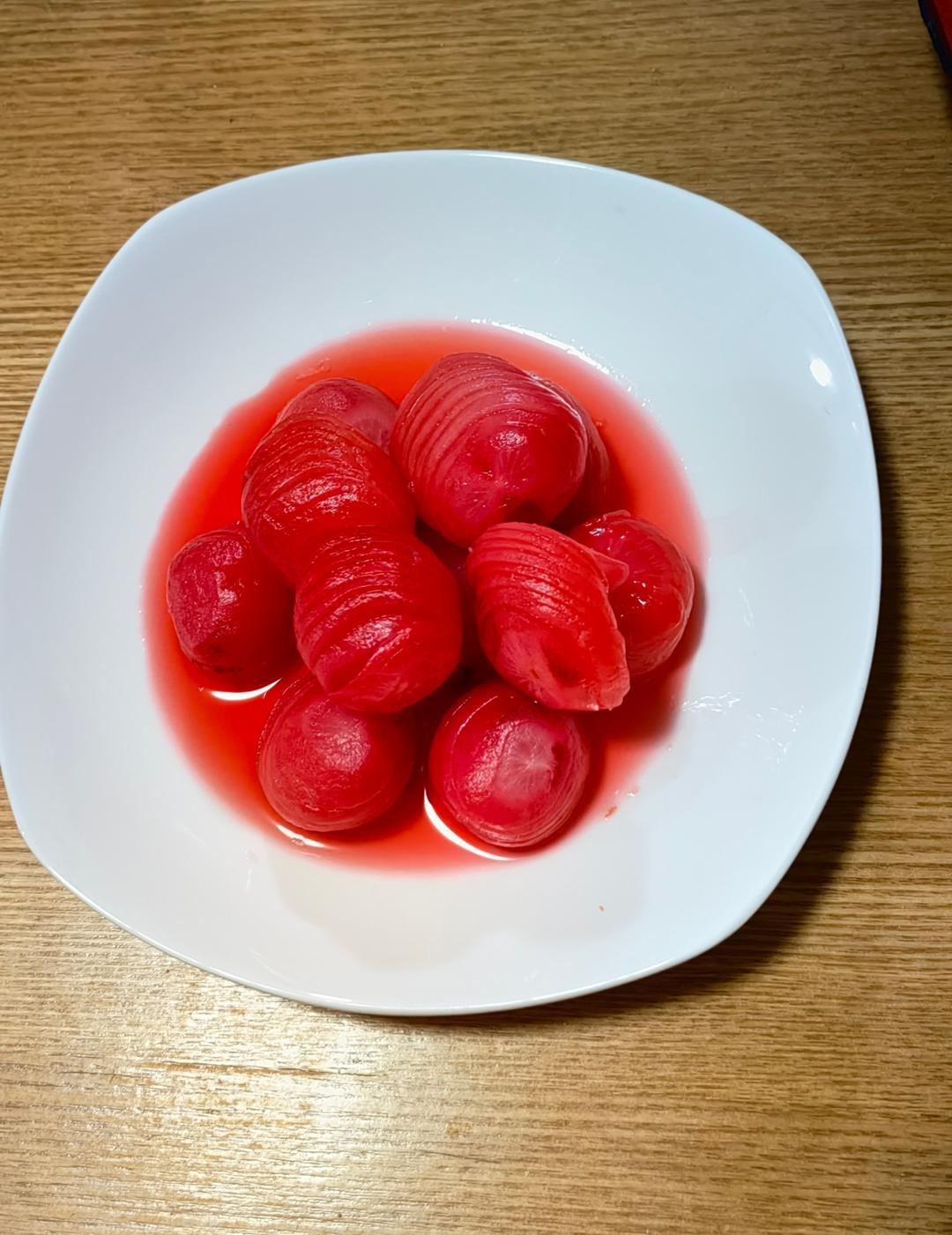 年夜饭头道菜～鸿运当头（樱桃小萝卜）