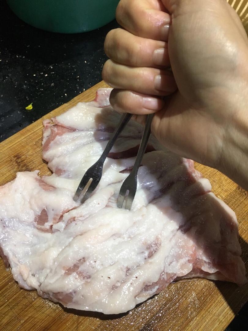 超级简单超级好吃入口即化的电饭煲焗叉烧