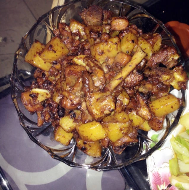 红烧土豆炖鸡腿