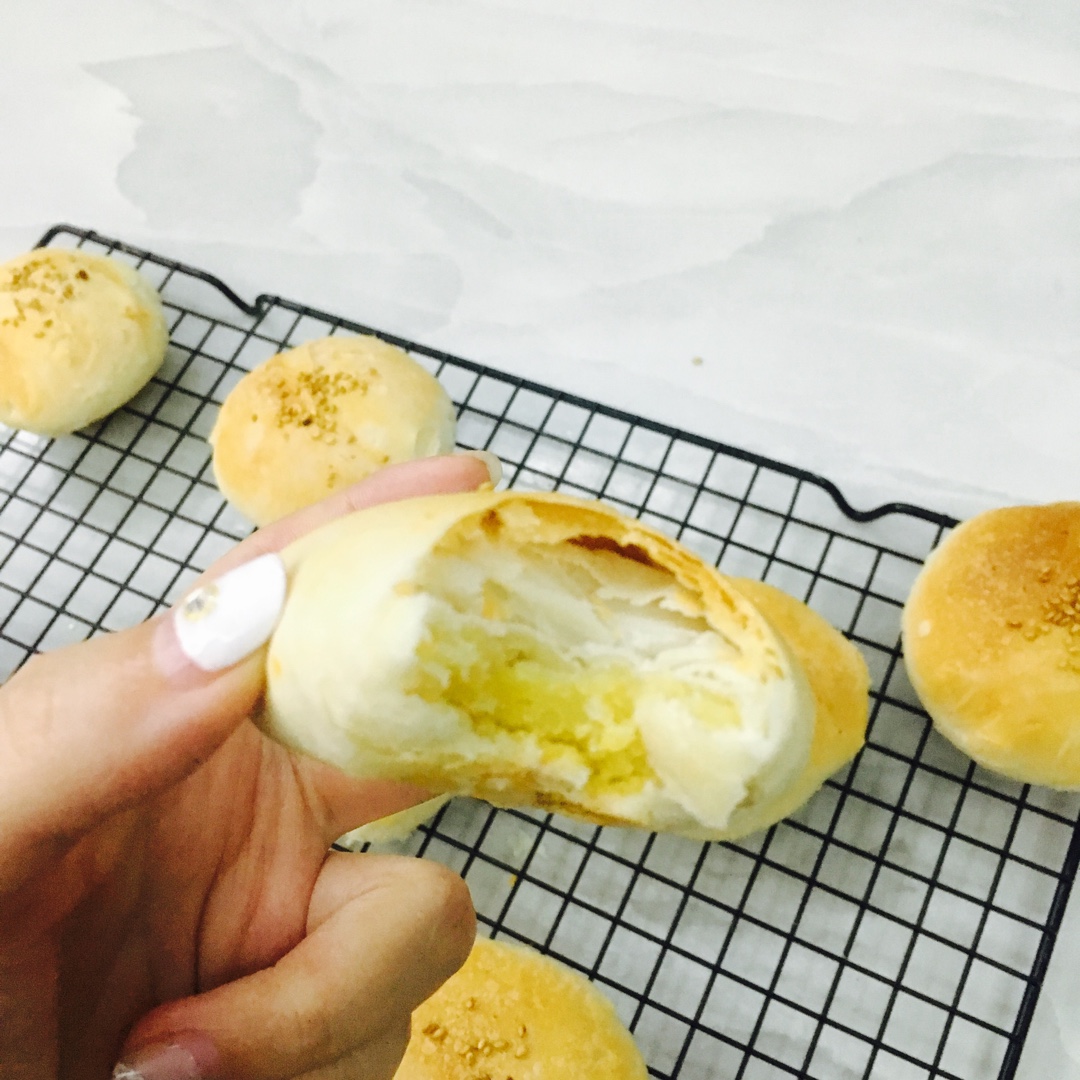 酥皮绿豆饼   酥得掉渣渣