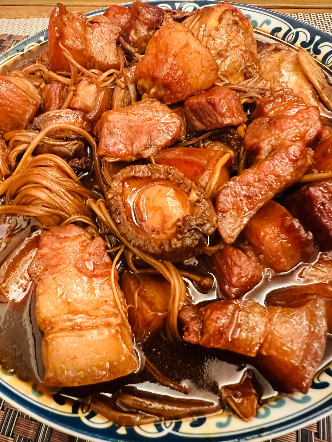 红烧鲍鱼五花肉