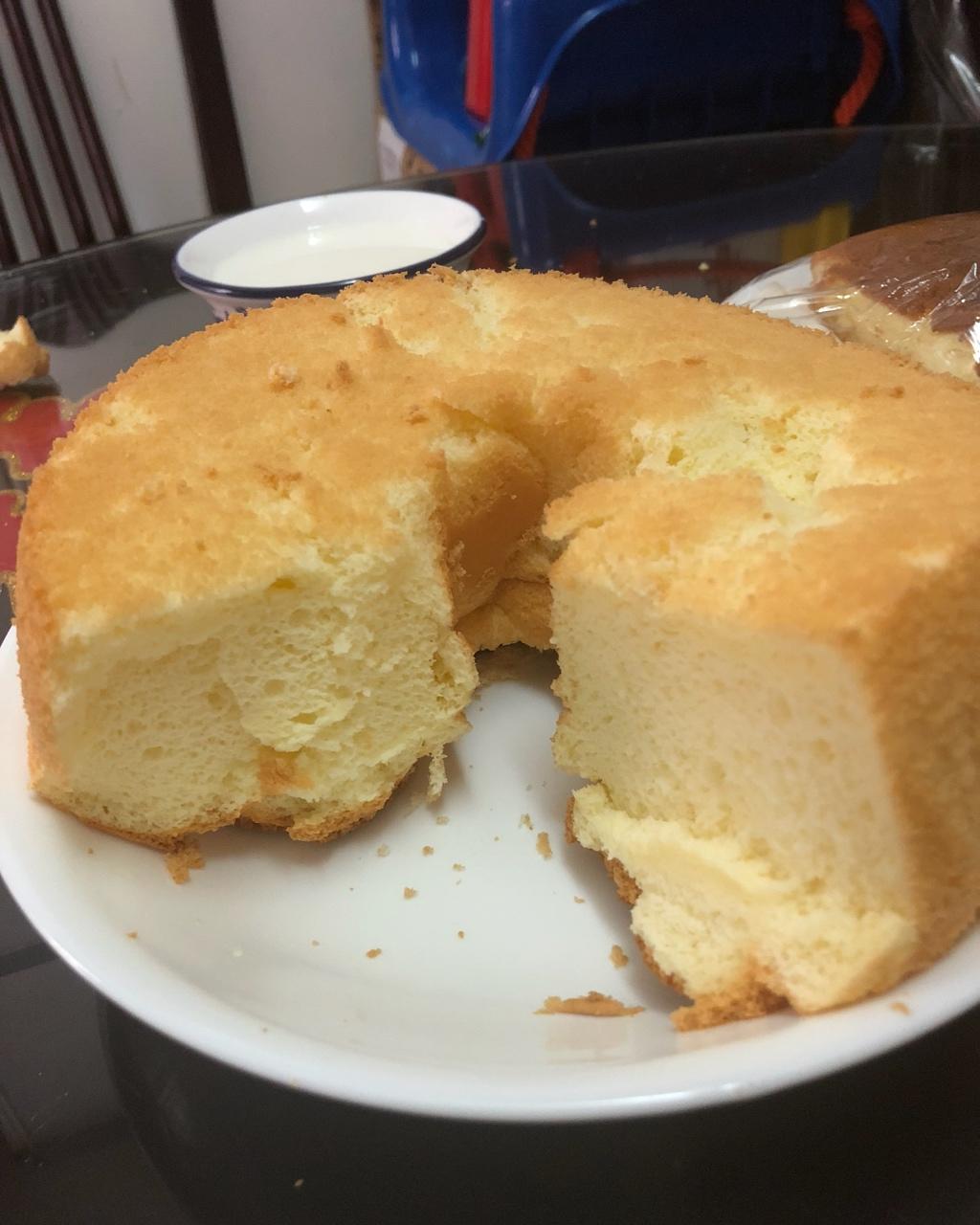 烤箱做蛋糕（戚风蛋糕的做法）
