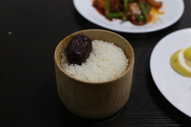 少洗个电饭锅的蒸饭