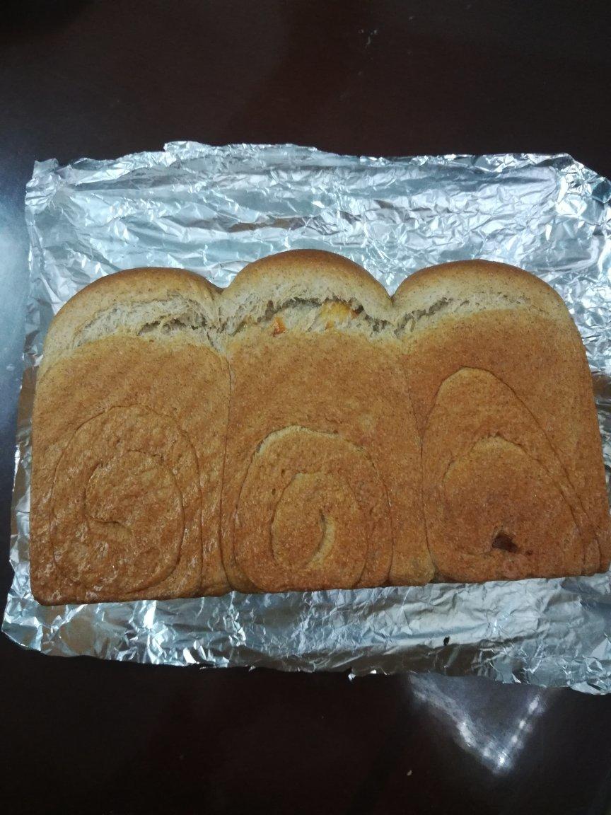 撸铁女的黑全麦吐司