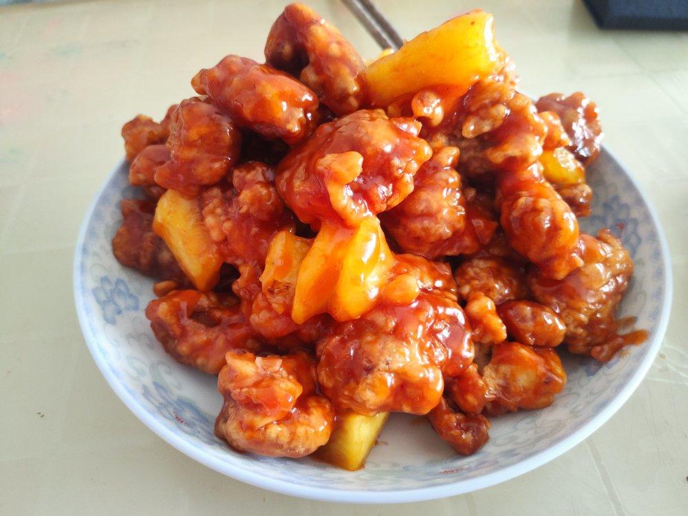 梓歆mami做的糖醋菠萝鸡块