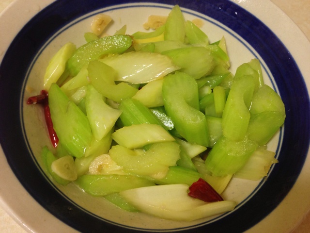 炝炒芹菜