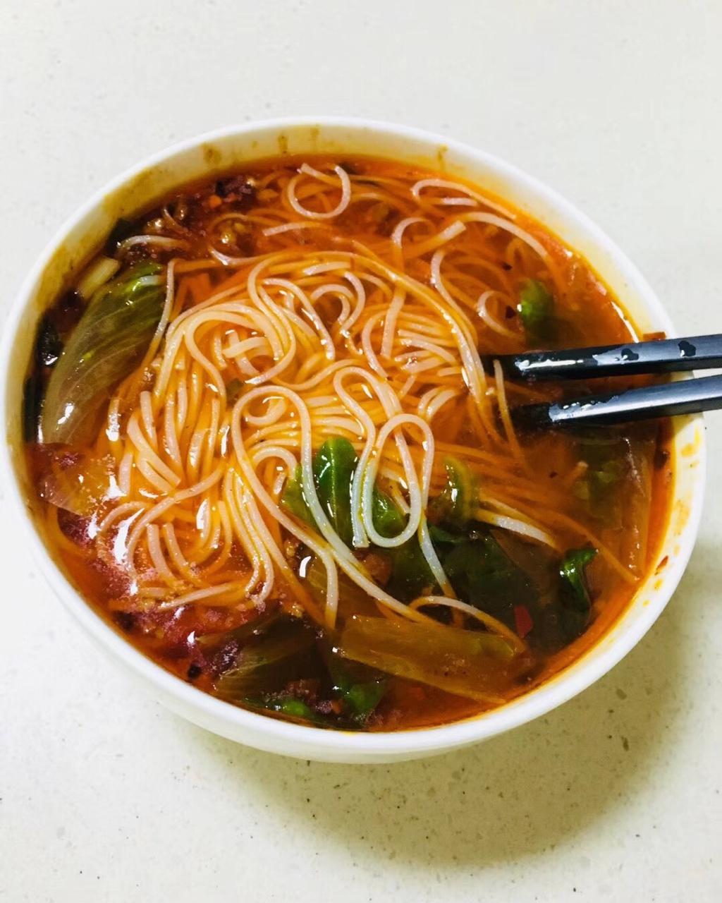 林贷小玉做的红油米线