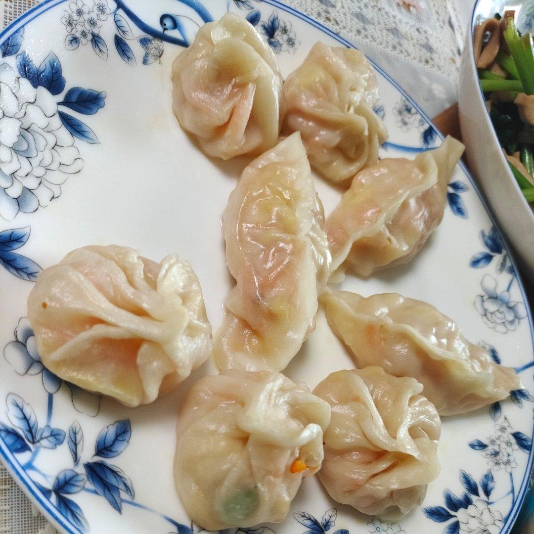 西葫芦虾仁蒸饺