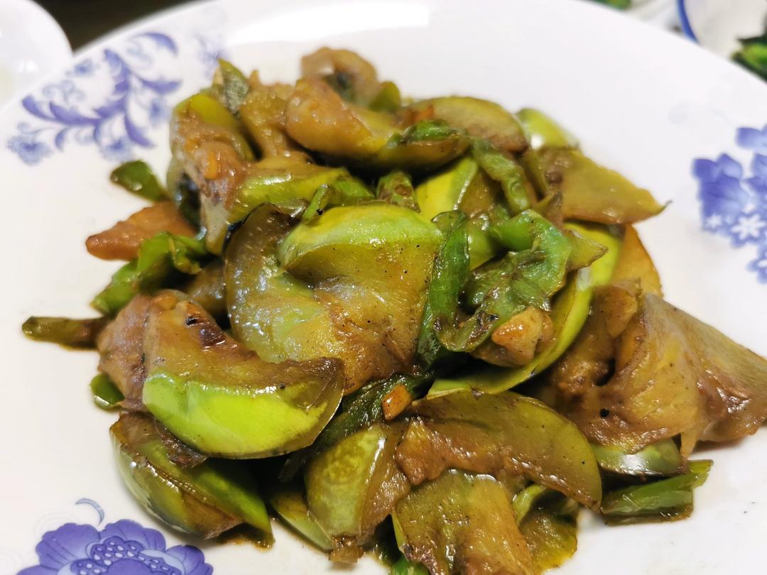 这么炒的青椒炒茄子，饭可以多吃两碗